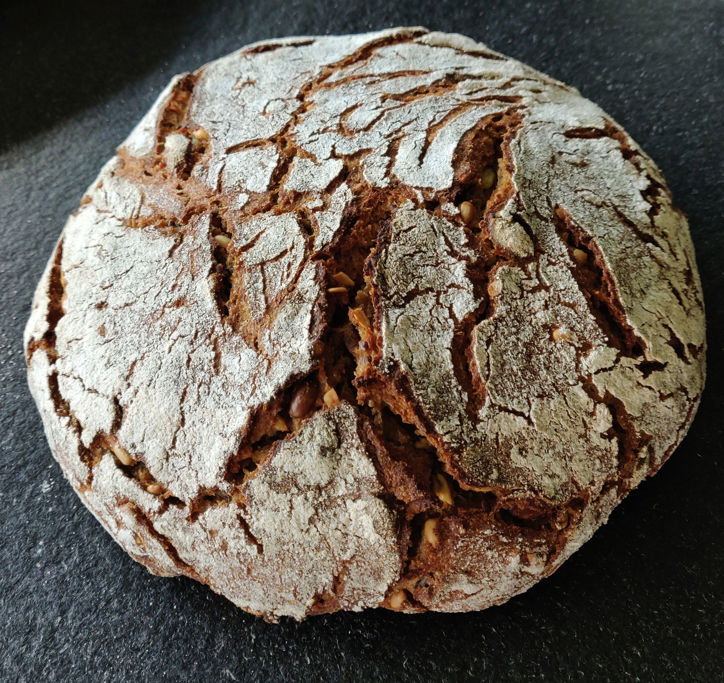 Rundgewirktes Brot